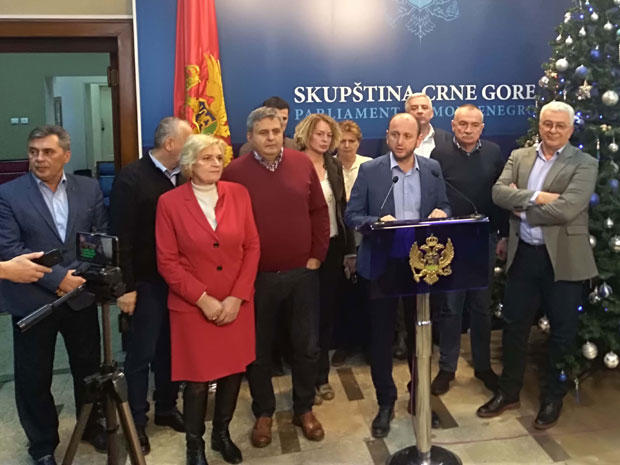 ПРИТВОР ПОСЛАНИКА ДФ-А: Одлука ипак на седници свих судија